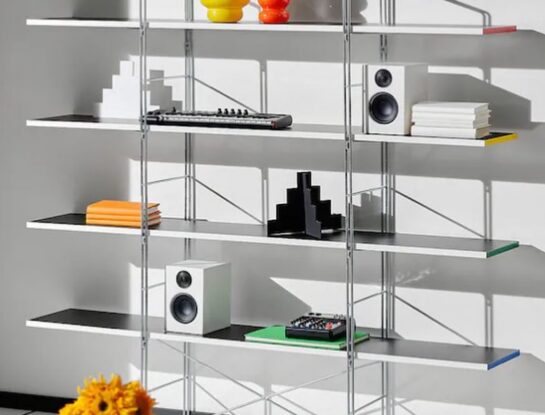 La historia de la estantería de los 80 que Ikea revivió por viralizarse en TikTok