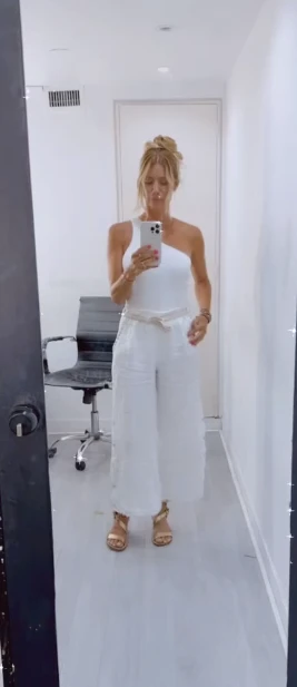 Nicole Neumann mostró el look perfecto para las fiestas