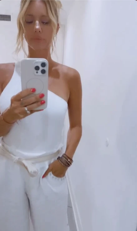 Nicole Neumann mostró el look perfecto para las fiestas