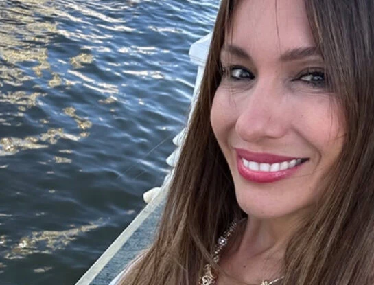 Pampita llevó el look perfecto para una tarde de verano