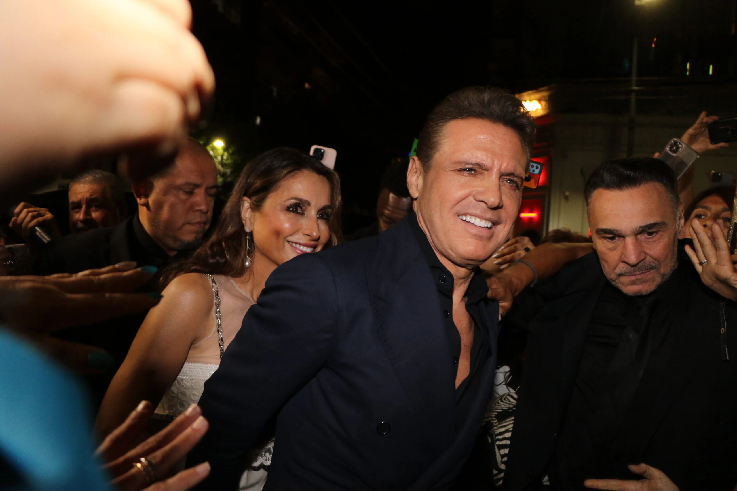 Luis MIguel y Paloma Cuevas cenaron en parrilla Don Julio