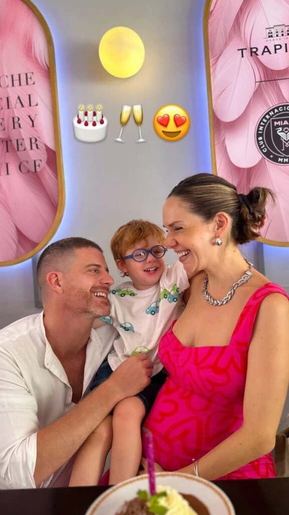 Así festejó su cumpleaños de 36 años Julieta Nair Calvo y mostró su pancita de embarazada