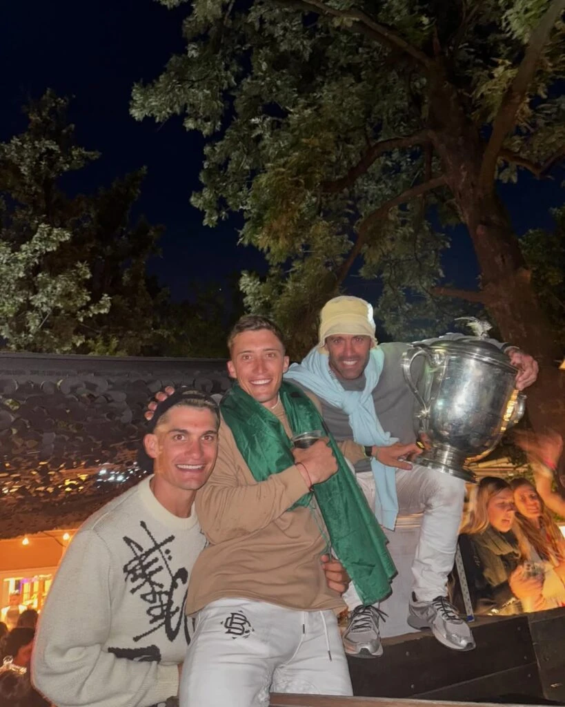 Las fotos del festejo de Facundo Pieres en el Abierto de Polo: junto a Zaira Nara, Pampita, Martín Pepa, Wanda Nara y L-Gante