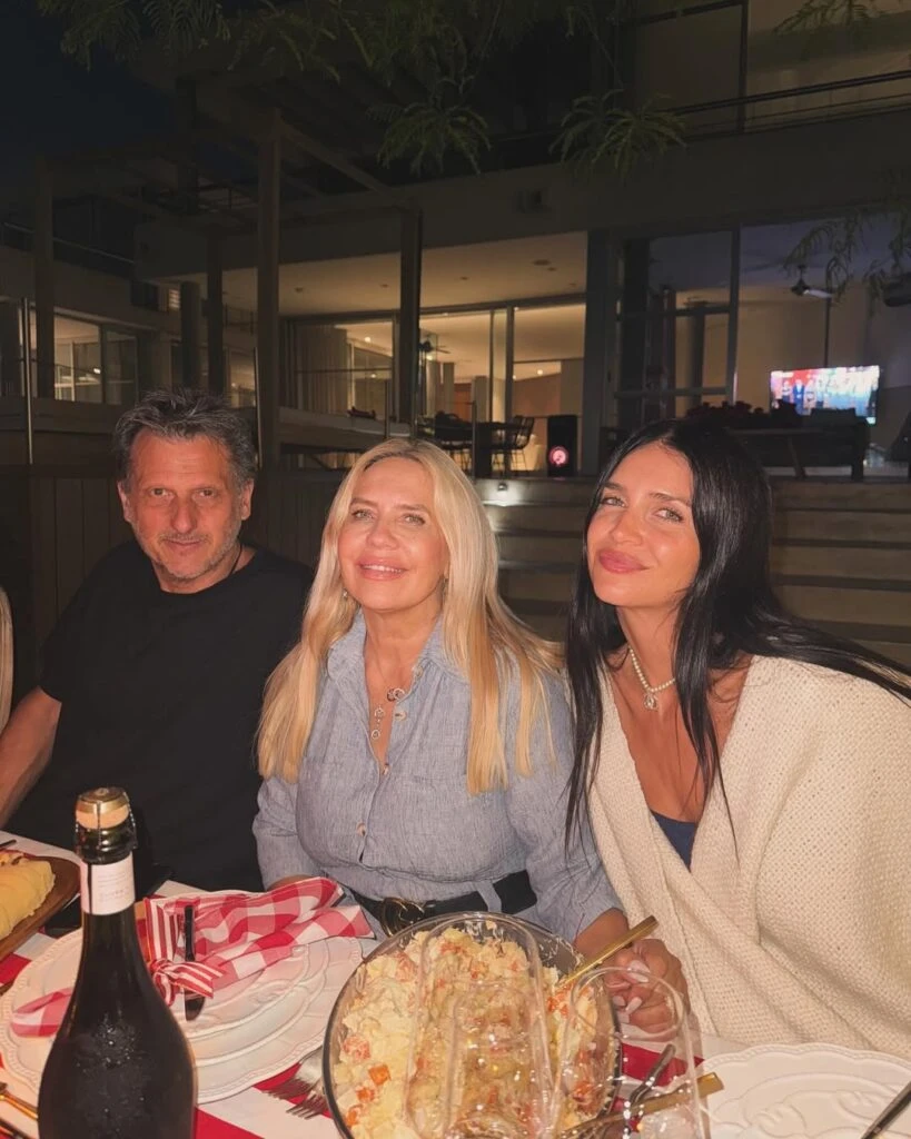 La Navidad de Zaira Nara. Foto: IG