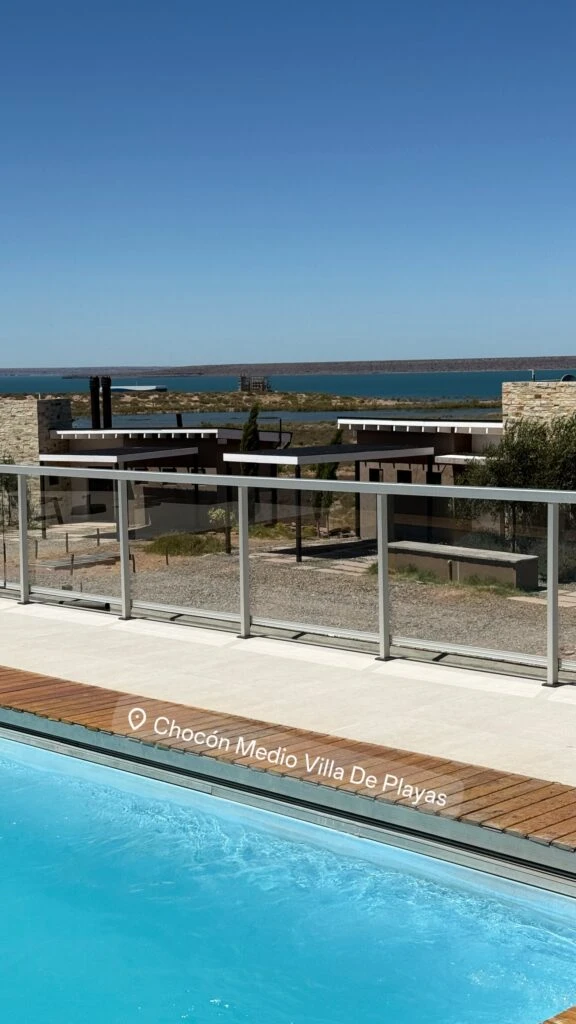 Las fotos de las vacaciones de Nicole Neumann y familia en Neuquén