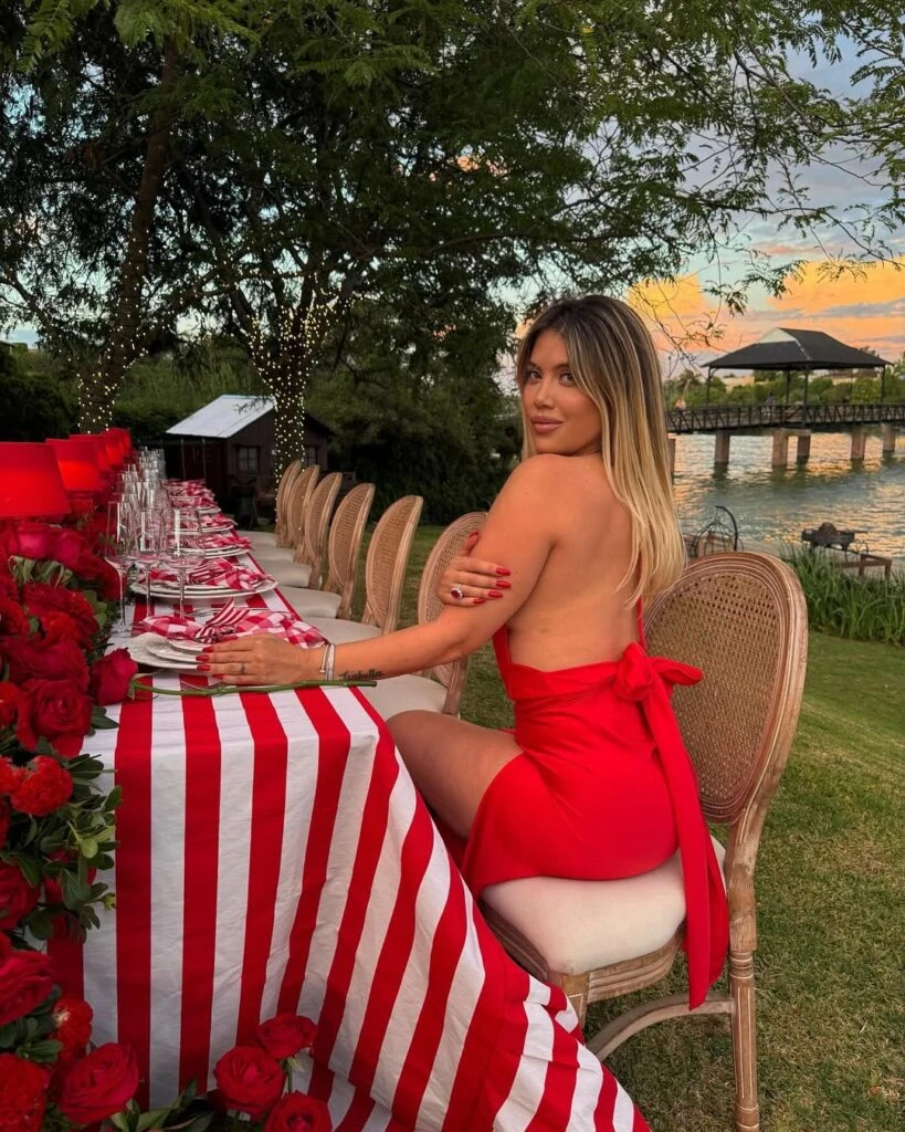 La Navidad de Wanda Nara. Foto: IG