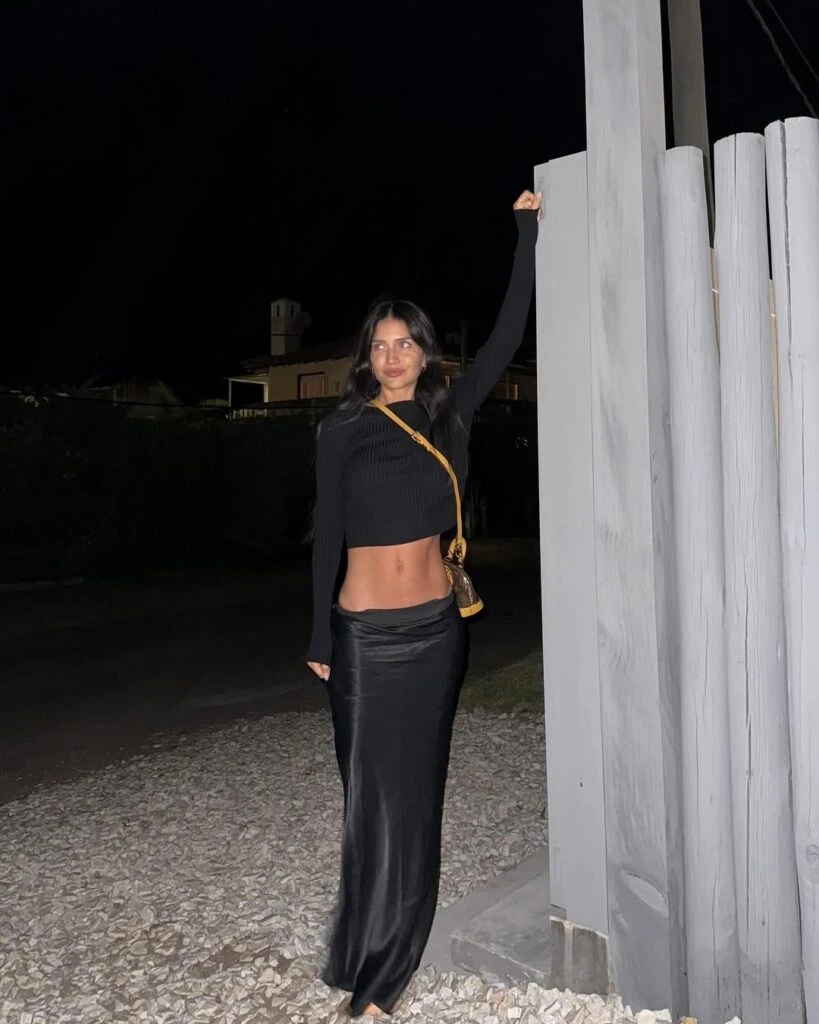 El look de Zaira Nara para la noche esteña