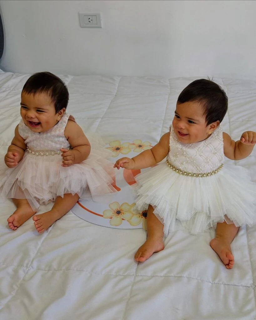 Cumpleaños de Laia y Aimé, hijas de Daniela Celis