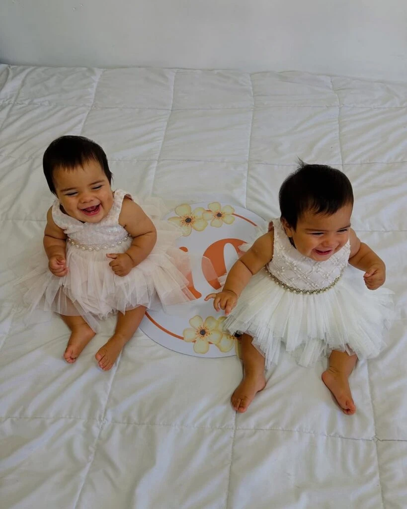 Cumpleaños de Laia y Aimé, hijas de Daniela Celis