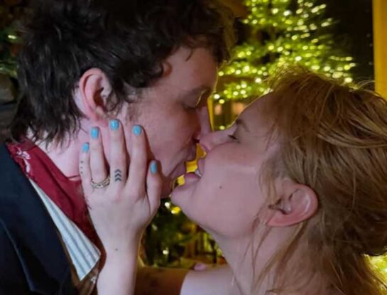 Se casa Tallulah Willis: el anuncio anima a  la familia que vive angustiada por el deterioro de Bruce Willis