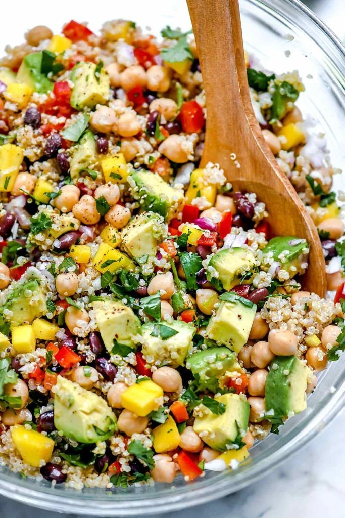 Ensalada de quinoa con vegetales