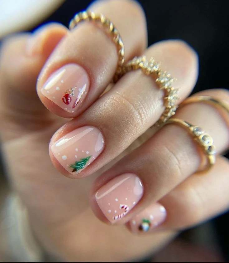 Uñas 7 diseños delicados para Navidad
