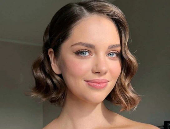 Aura makeup: la tendencia que te hará brillar en 2025