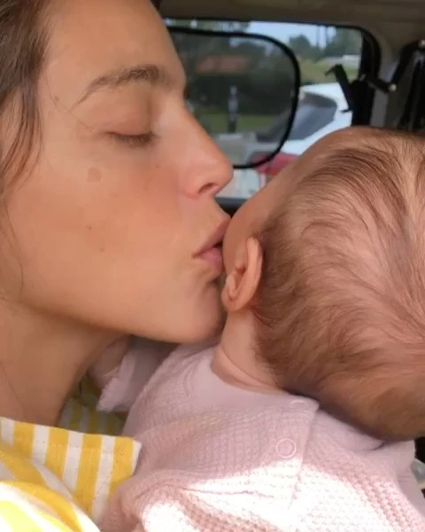 Calu Rivero celebró el fin de clases de su hijo, Tao
