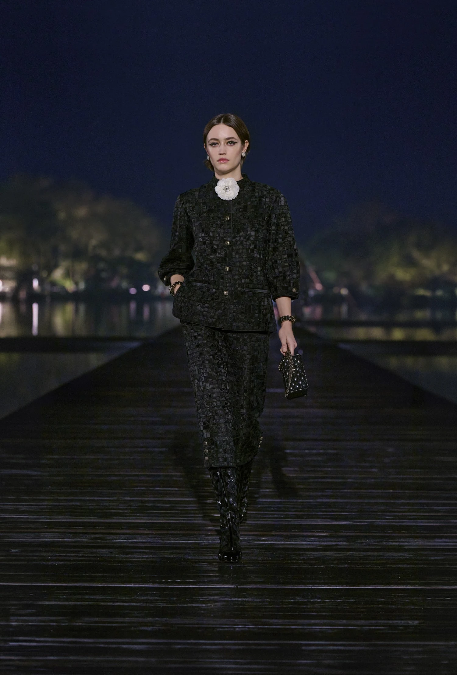 Desfile de Métiers D'Art de CHANEL 2024/25 en Hangzhou, China
