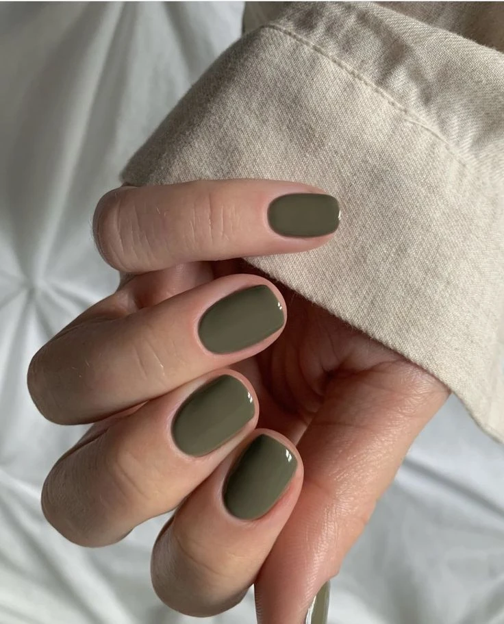 Nail art navideño: los colores que son tendencia para las uñas en estas fiestas