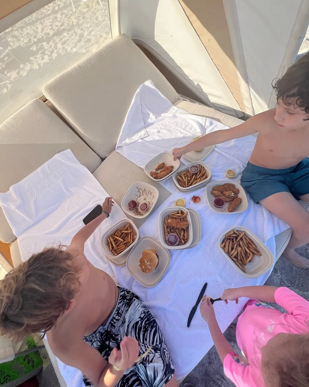 Almuerzo en la playa