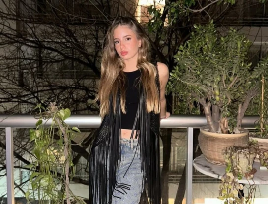 Así está Charo, la hija de Julieta Cardinali y Andrés Calamaro, que cumple 18 años