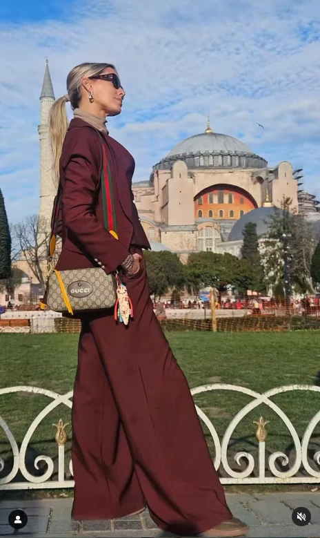 Anita Espasandin look