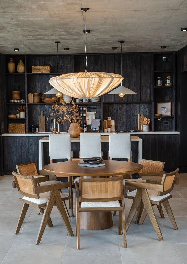 Un comedor dos en uno con diseño de Sol Palou.