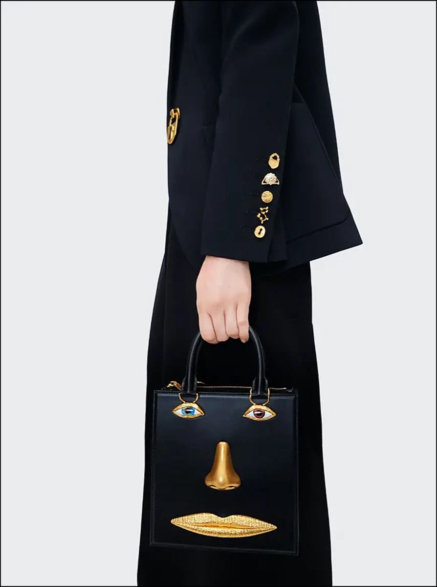 Schiaparelli presenta la colección 'Iconically Yours'