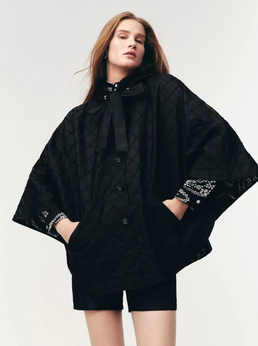 Chanel Coco Beach 2025