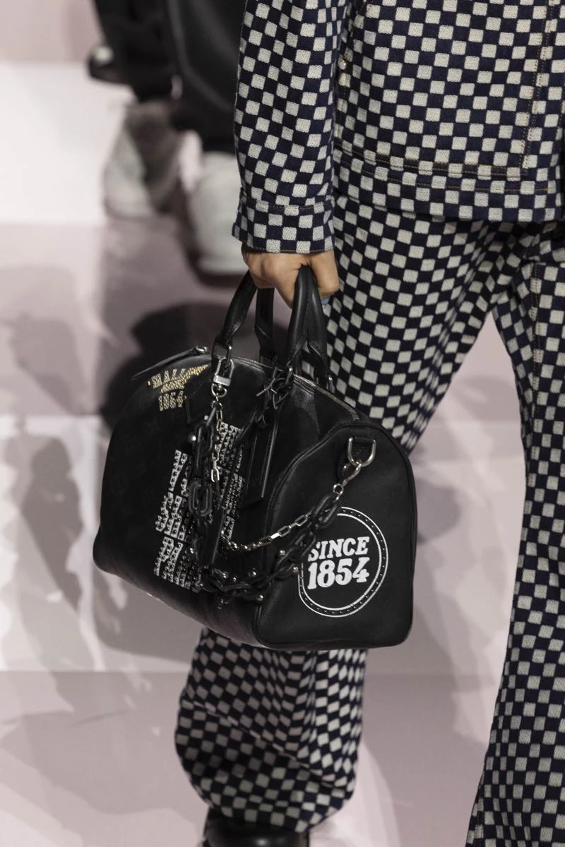 Défilé de mode Louis Vuitton Mode Masculine prêt-à-porter Automne/Hiver 2025-2026