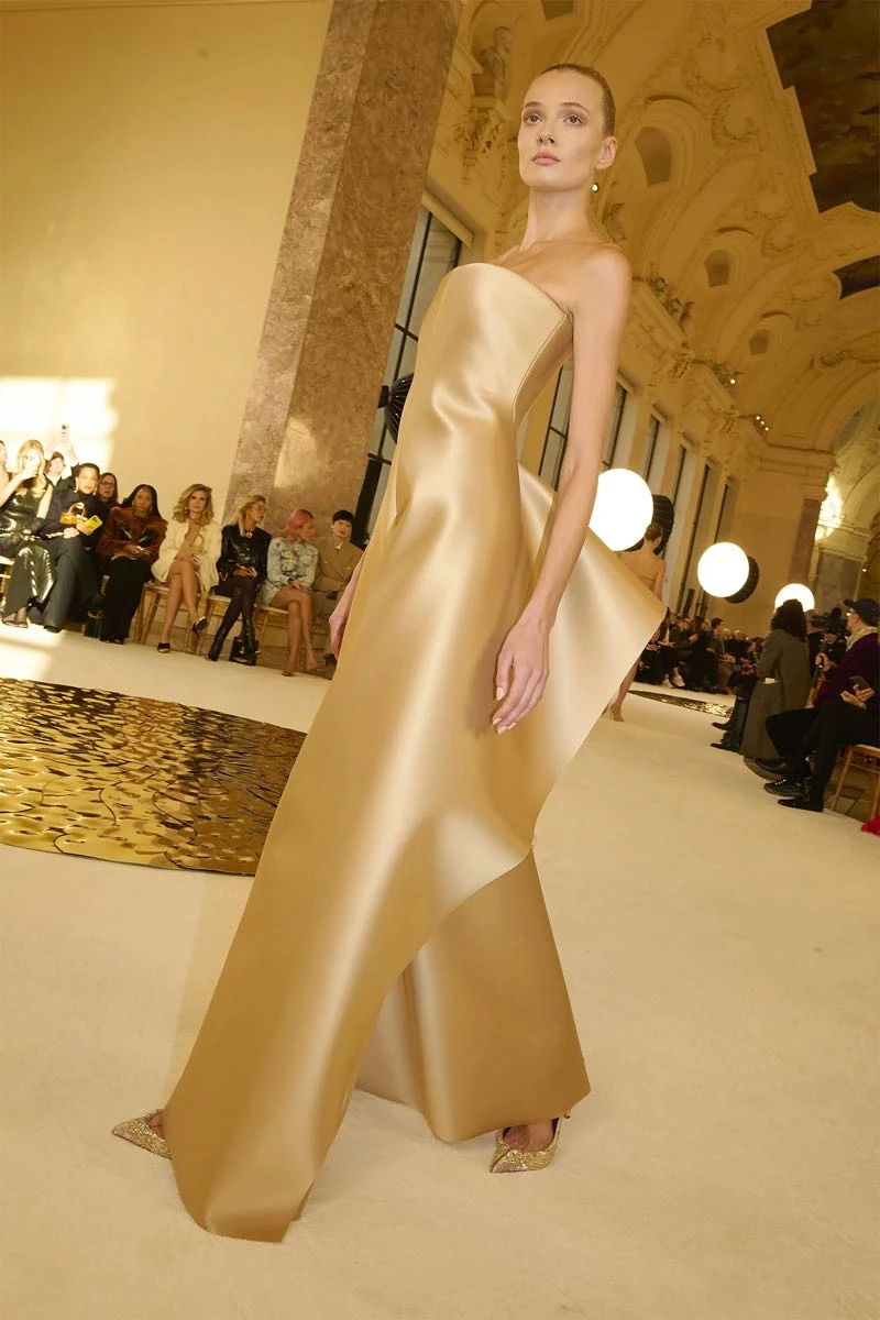 Schiaparelli, colección Haute Couture primavera verano 2025