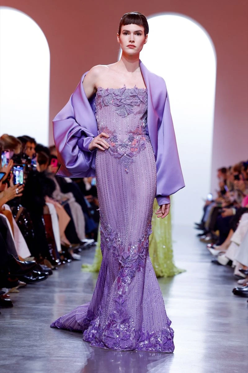 Desfile Elie Saab colección Alta Costura primavera verano 2025