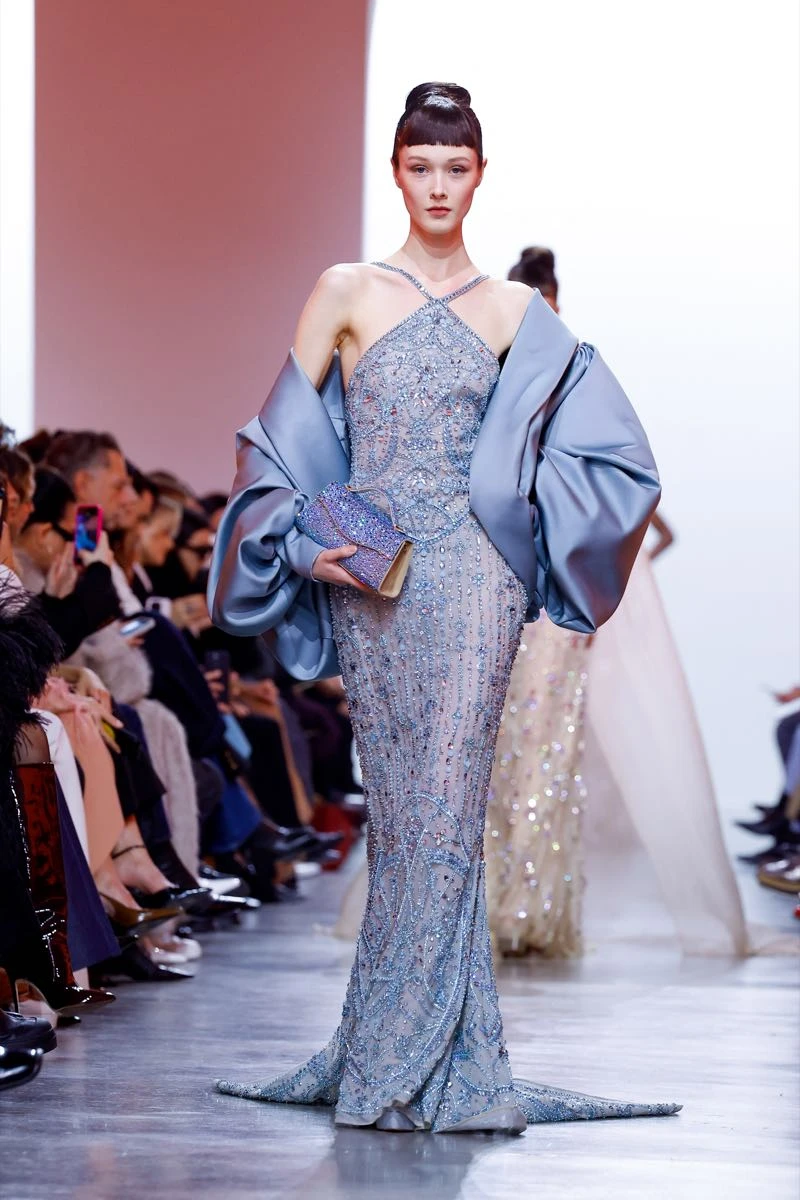 Desfile Elie Saab colección Alta Costura primavera verano 2025