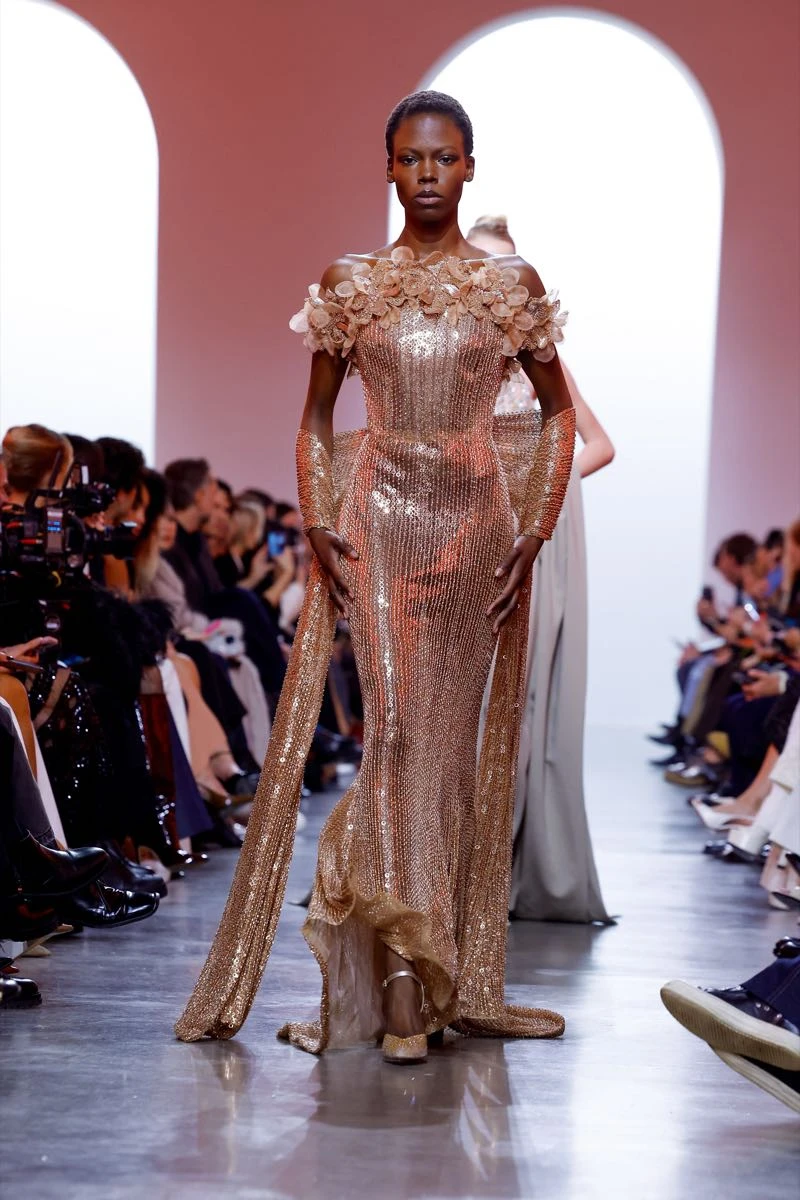 Desfile Elie Saab colección Alta Costura primavera verano 2025