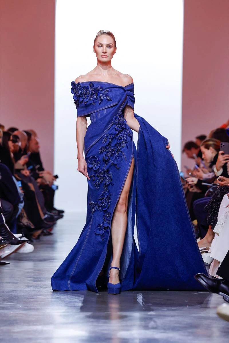 Desfile Elie Saab colección Alta Costura primavera verano 2025