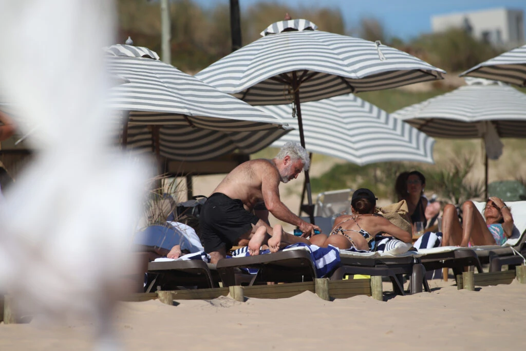 Flor de la V en la playa