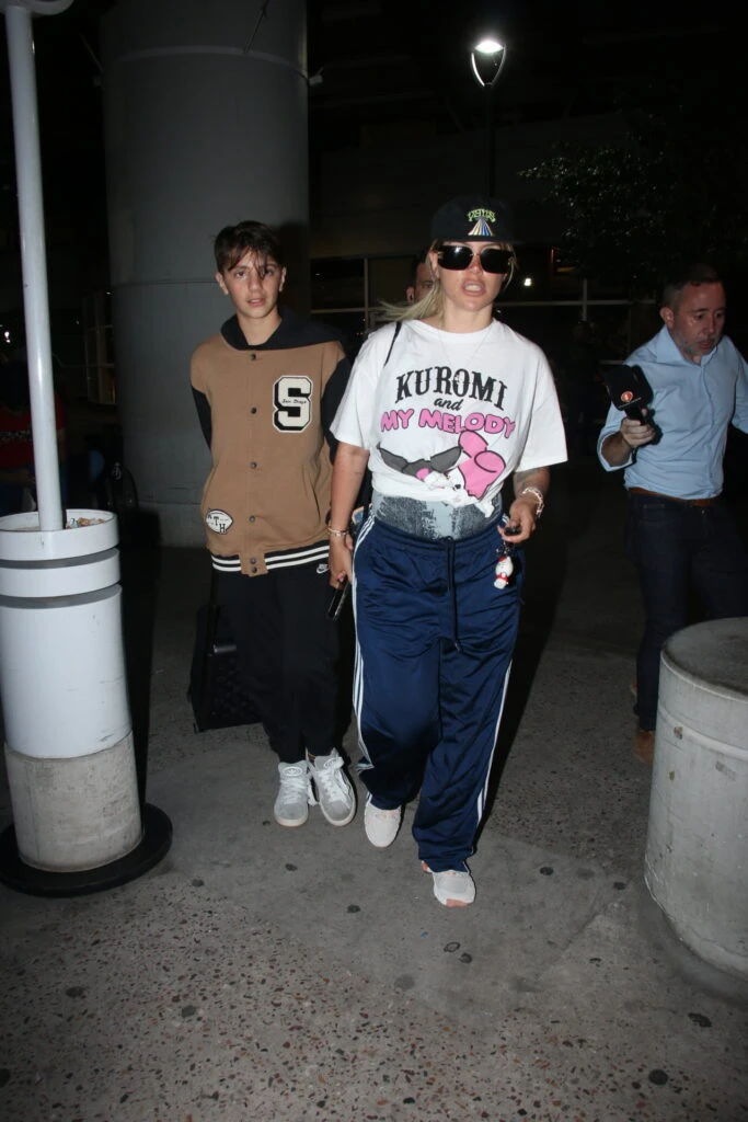 El look de Wanda Nara al recibir a sus hijos y a Maxi López. Foto Movilpress