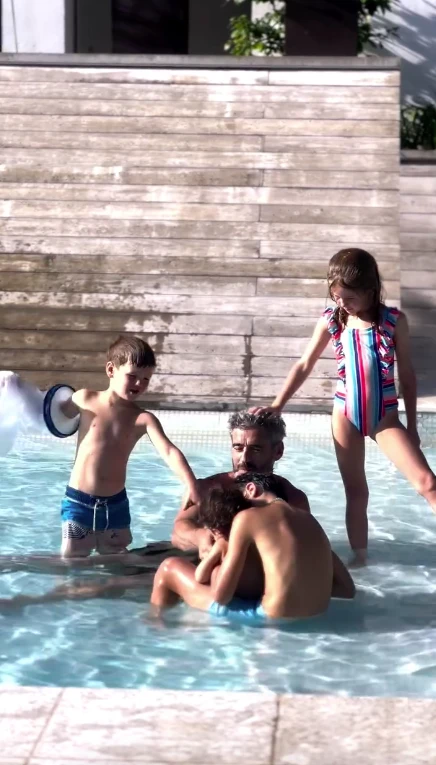 Las fotos de las vacaciones de Agustina Cherri en Punta del Este