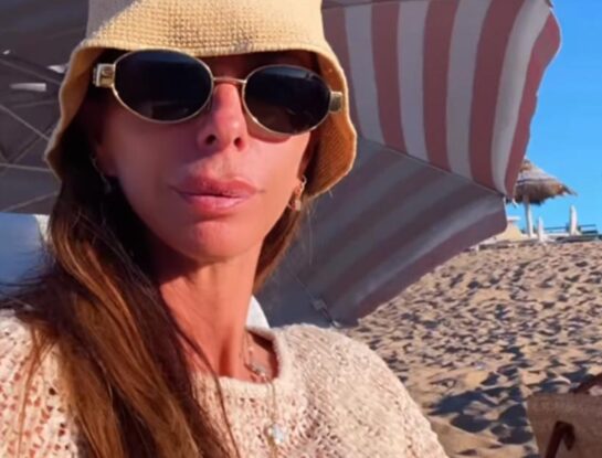 Milagros Brito tiene el complemento más versátil y canchero del verano 2025