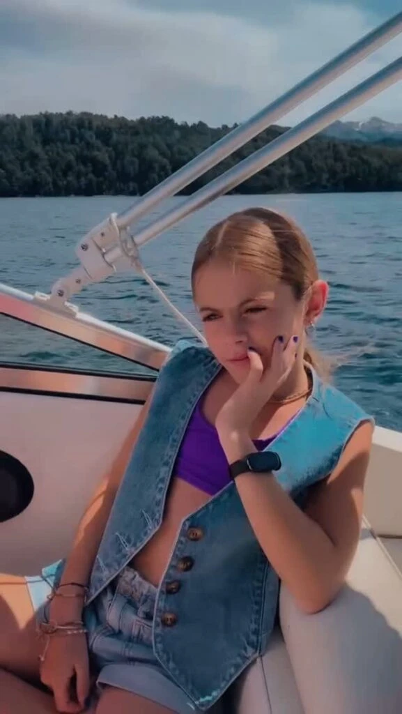 Cala, la nieta de la trilliza María Eugenia, cumple 12 años