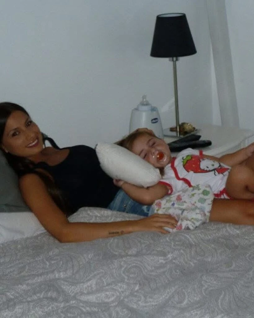 Las fotos que compartió Tefi Russo por el cumpleaños de su hija, Mimi. Foto: IG.