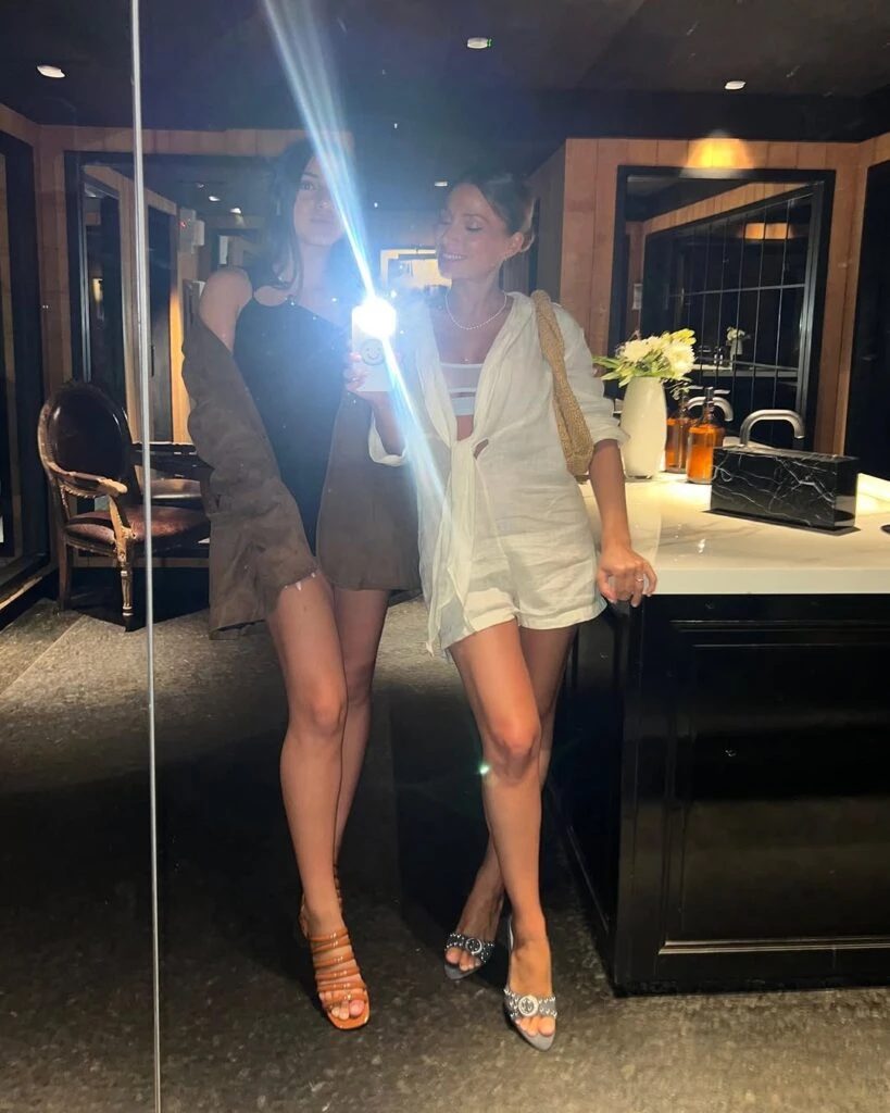 Las fotos que compartió Tefi Russo por el cumpleaños de su hija, Mimi. Foto: IG.