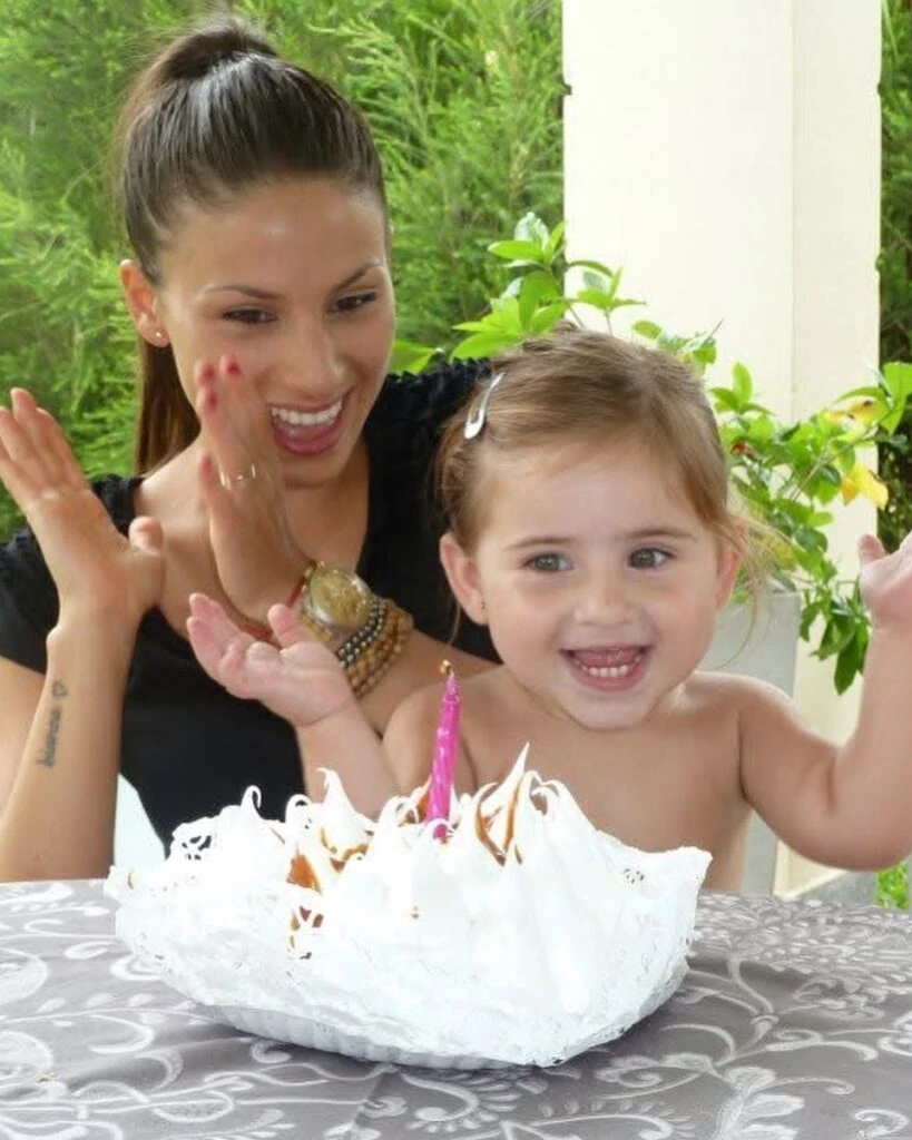 Las fotos que compartió Tefi Russo por el cumpleaños de su hija, Mimi. Foto: IG.