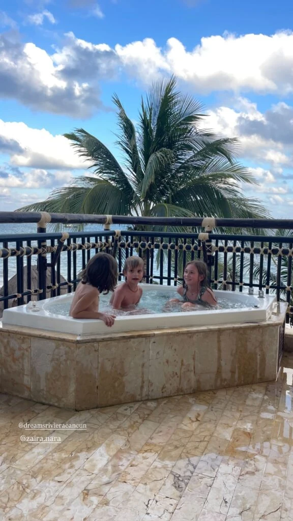 Los hijos de Zaira Nara se reencontraron con sus amigos en México