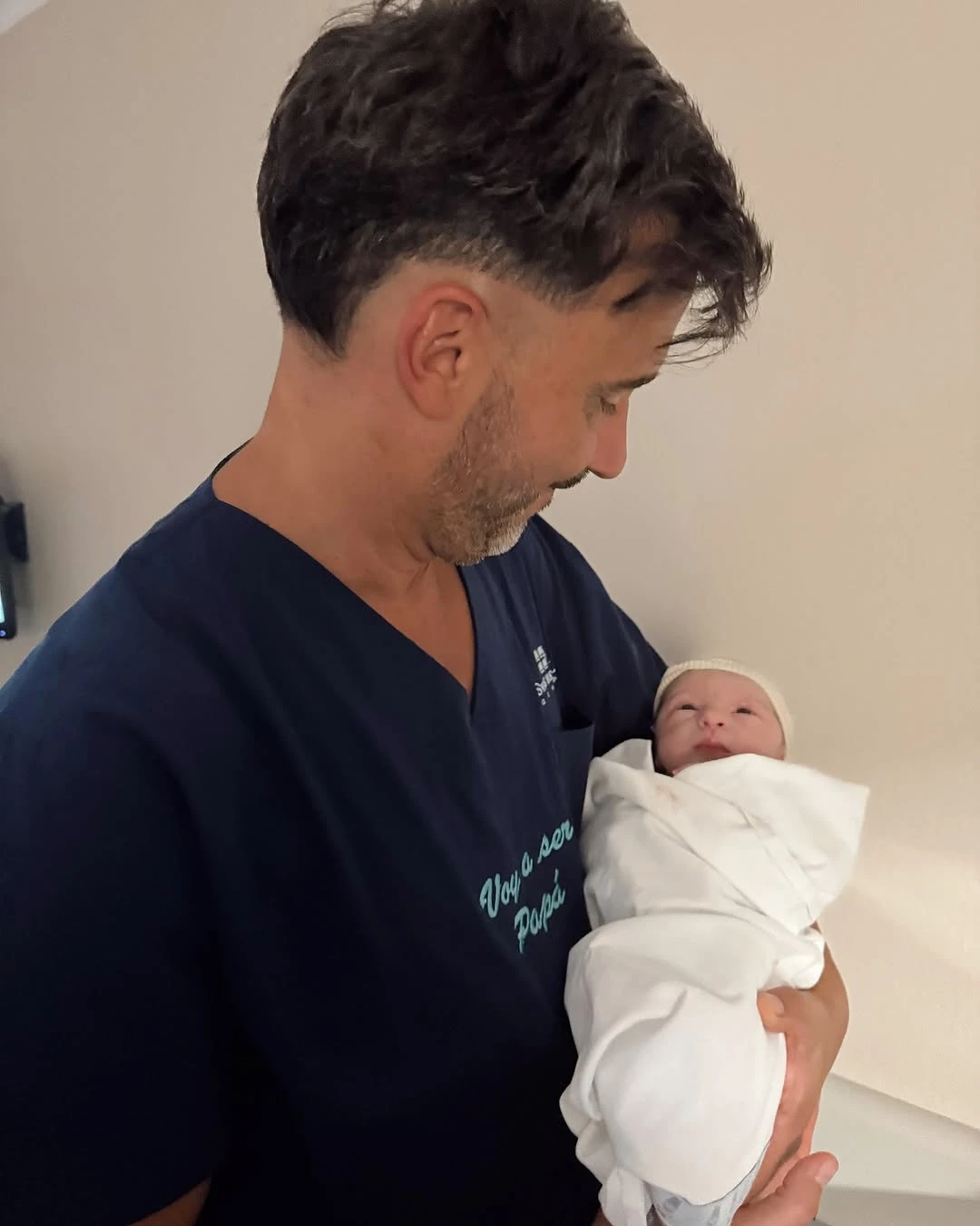 Fede Hoppe y Amanda, su primer hija. Foto: IG.