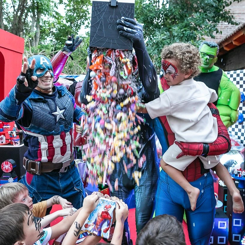 Toda la temática estuvo referida al Hombre Arañan. Fotos: IG.