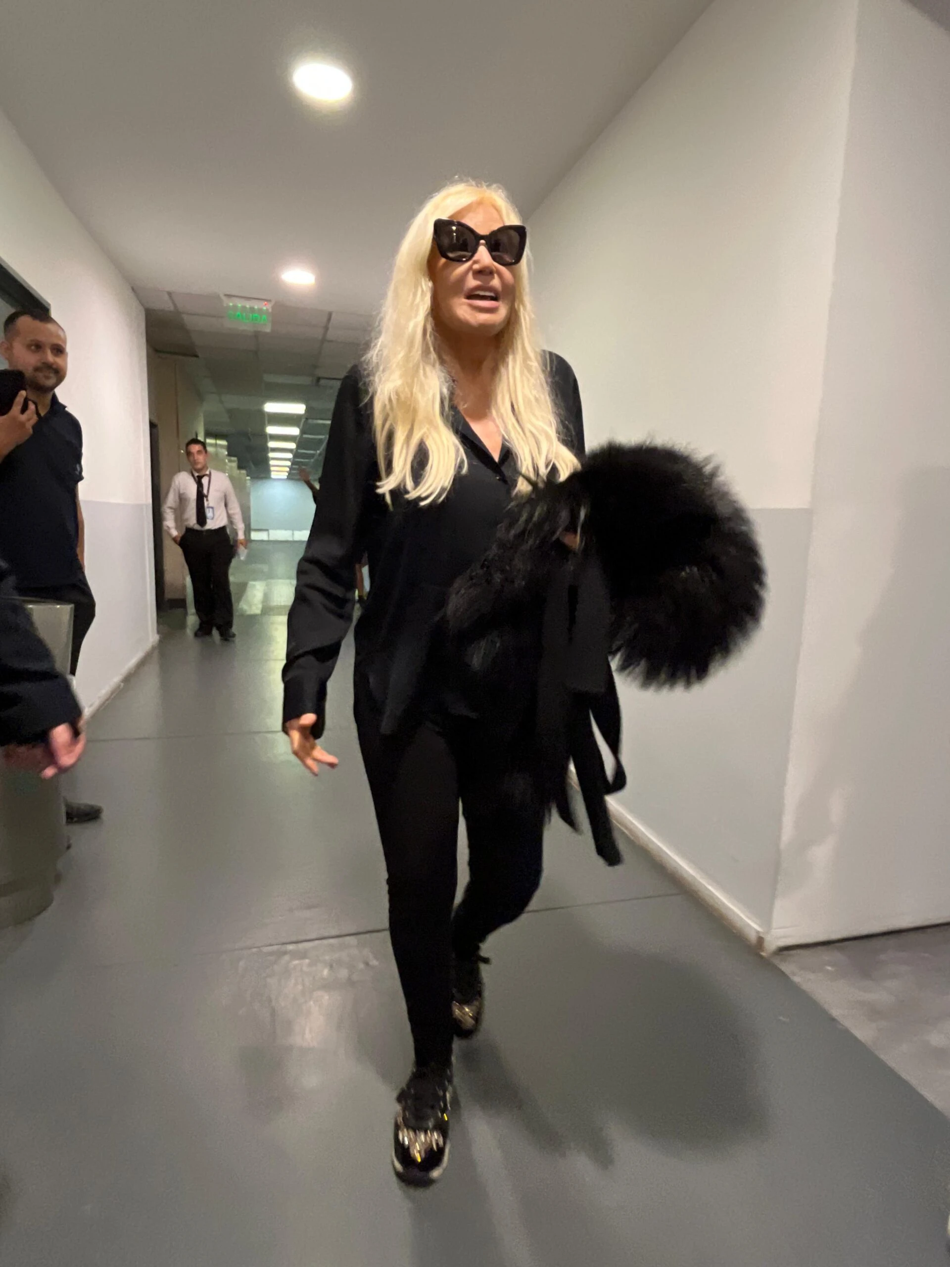 Susana Giménez en su llegada a Ezeiza. Fotos: Carlos González