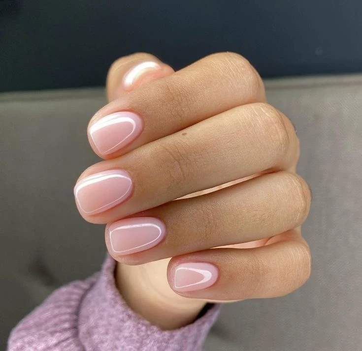 Uñas de jabón: la manicura minimalista  que es tendencia 
