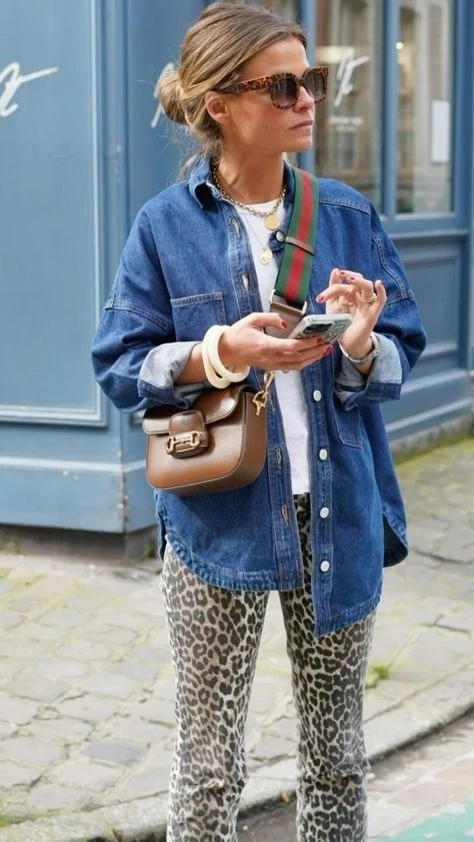 pantalón animal print