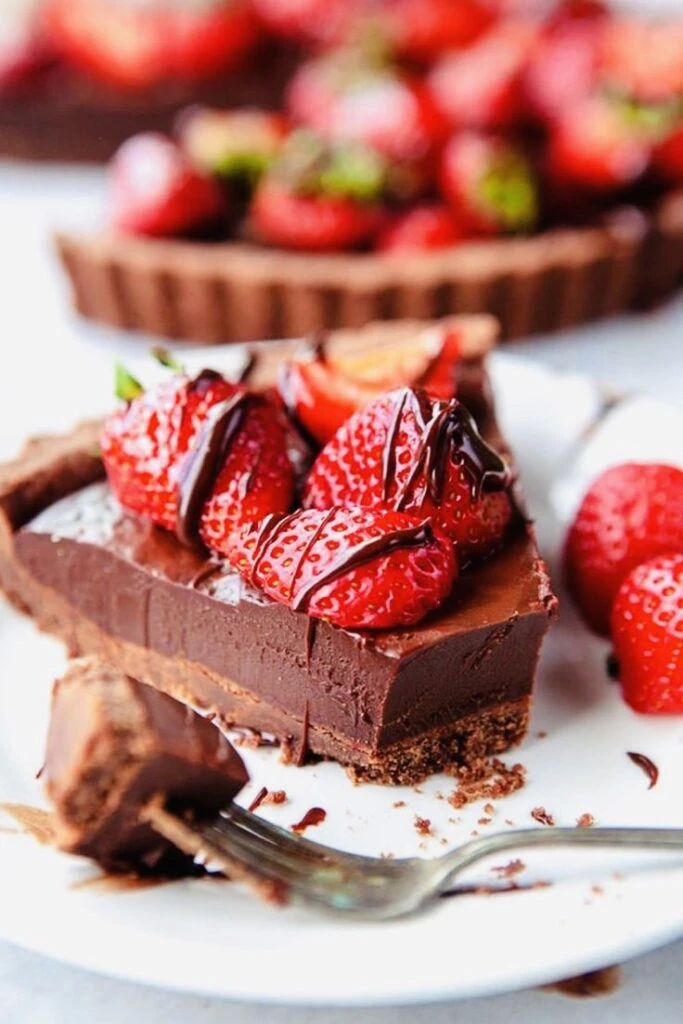 Tarta de frutillas y chocolate