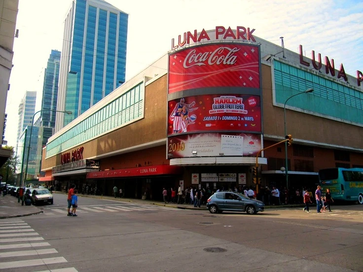 El Luna Park cambió su estructura en varias oportunidades.