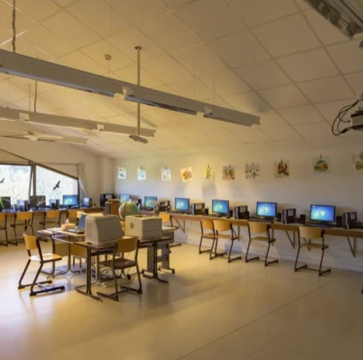 Así es el exclusivo colegio al que asiste Mirko