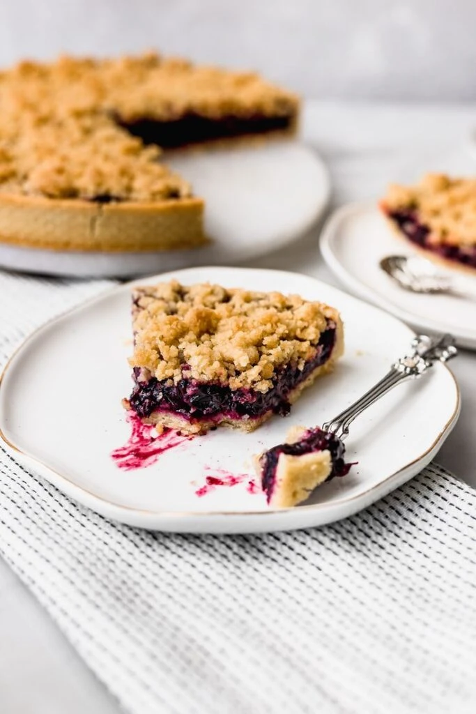 tarta crumble de frutos rojos
